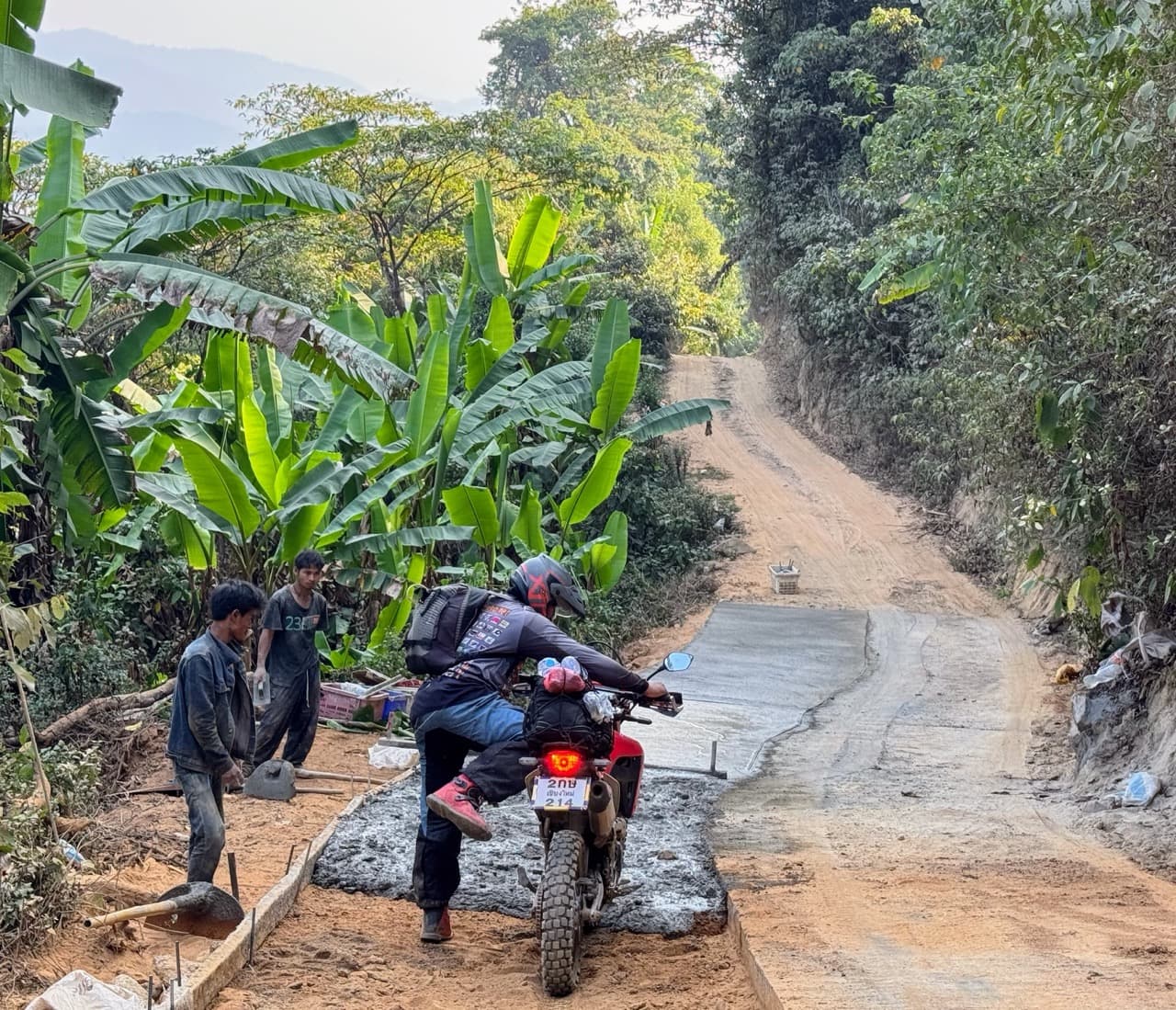 The Road to Tha Koh Kha