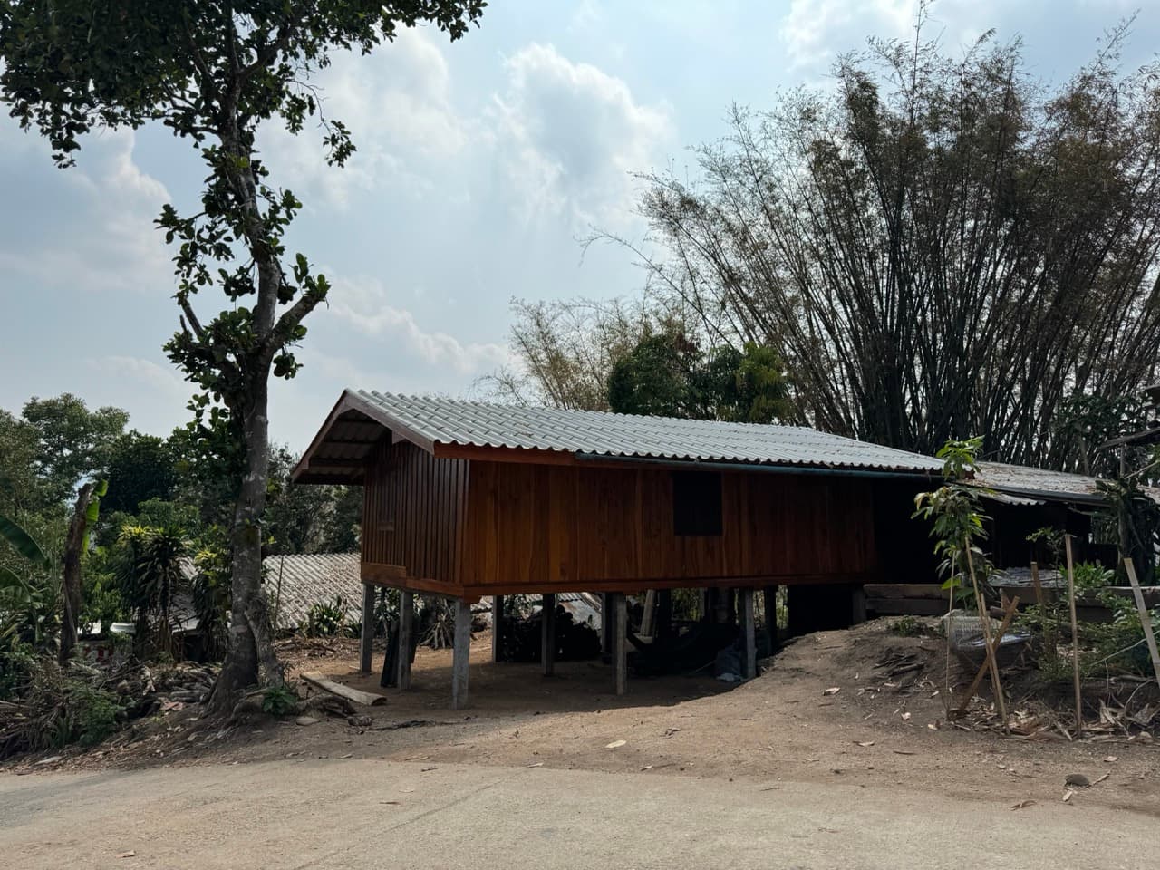 The Road to Tha Koh Kha