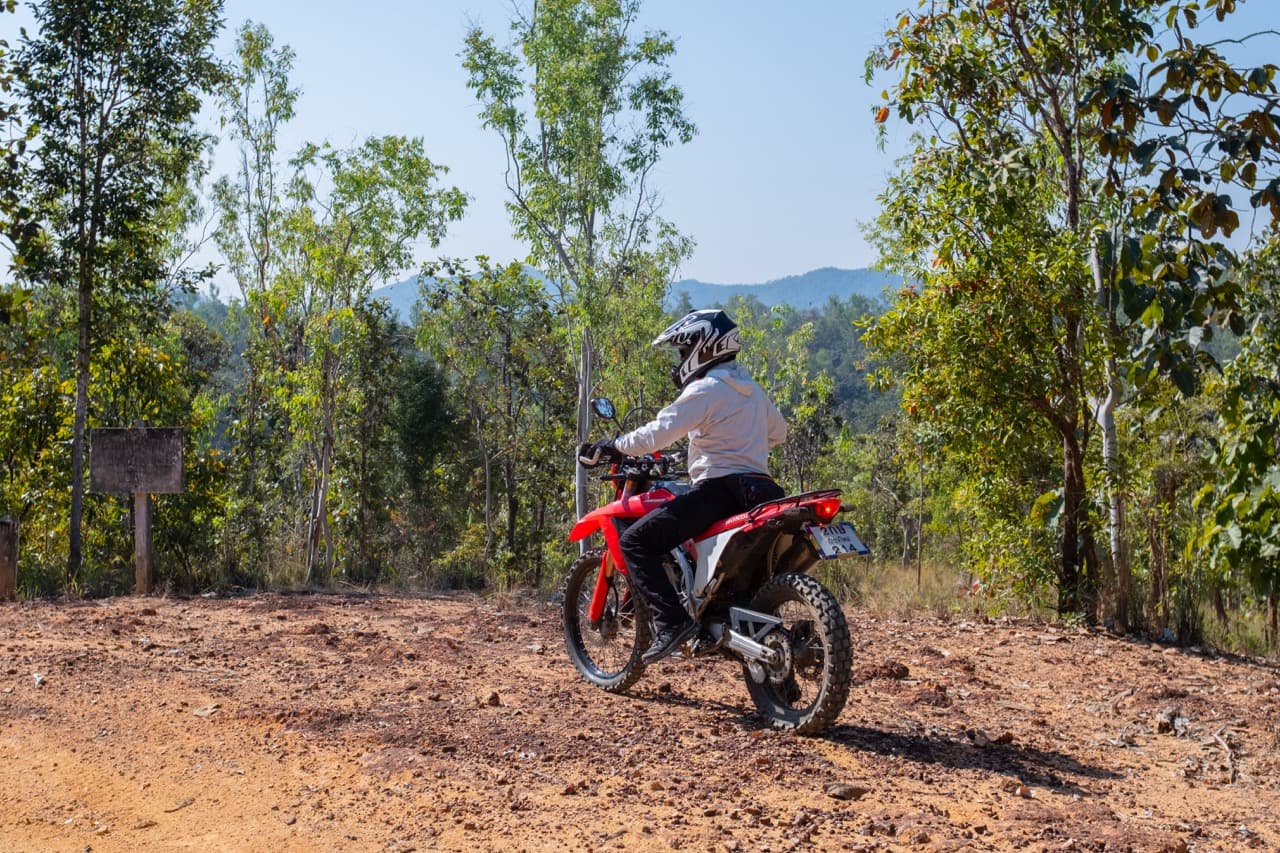 The Mae On Warm Up Trail