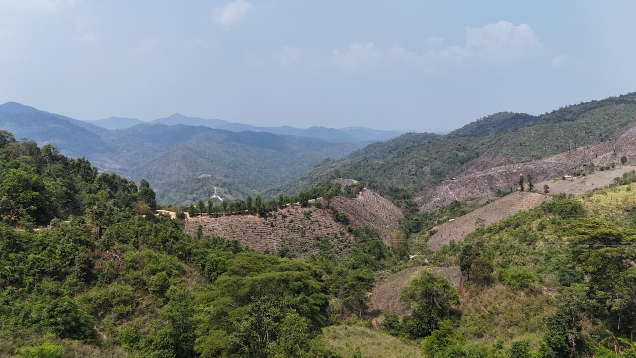 The Road to Tha Koh Kha